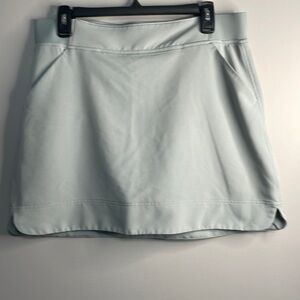 32 Cool Active Skirt with Shorts Size Medium Mint Color